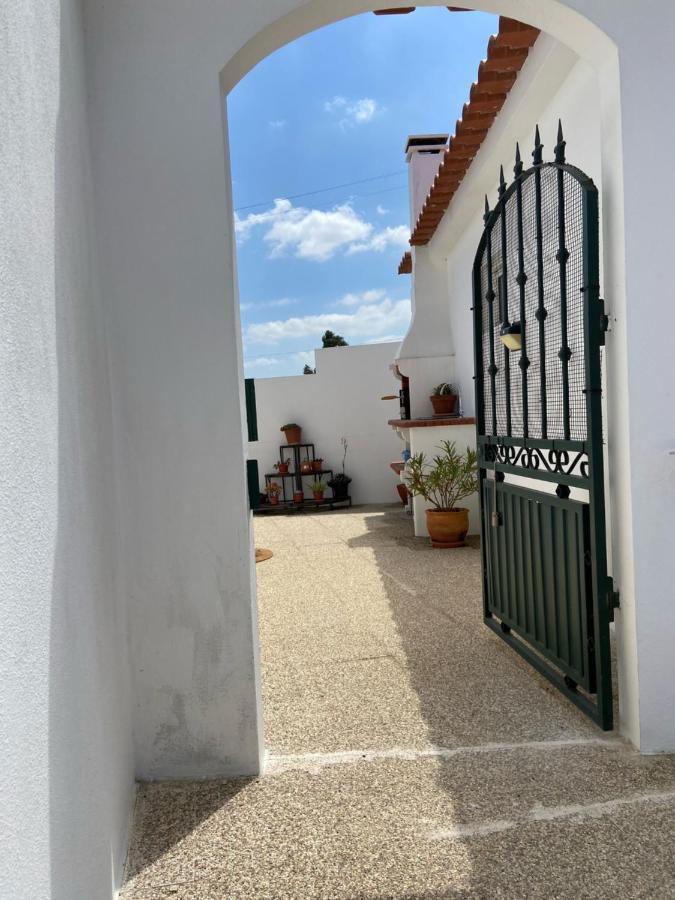 Casa Do Canto - Uma Casa No Campo, Perto Da Praia. Obidos Exterior photo