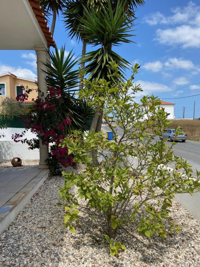 Casa Do Canto - Uma Casa No Campo, Perto Da Praia. Obidos Exterior photo